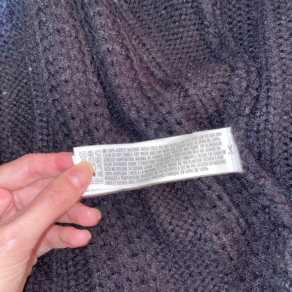 Batwing Knitted Cardigan - Picture 5 of 7